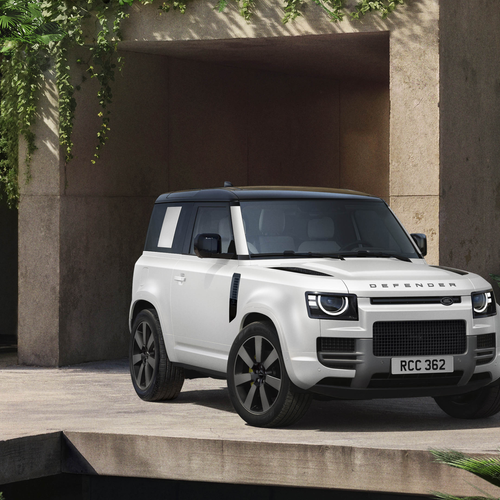 2027 Land Rover Defender 90 Vertex Front View